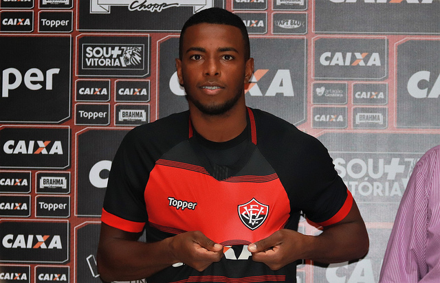 Ex-Vitória, Wesley Dias assina com clube cearense e projeta grande ano