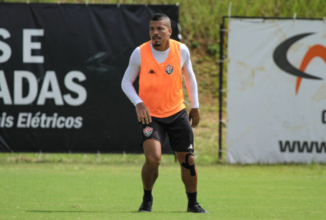Vitoria Tem 22 Jogadores Relacionados Para Jogo Contra O Nautico Arena Rubro Negra