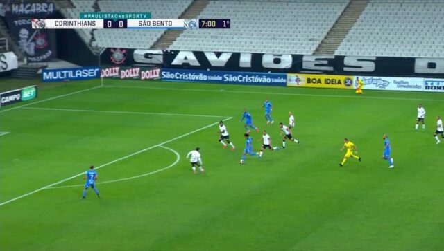 Gabriel Inocêncio chuta em lindo gol contra o Corinthians