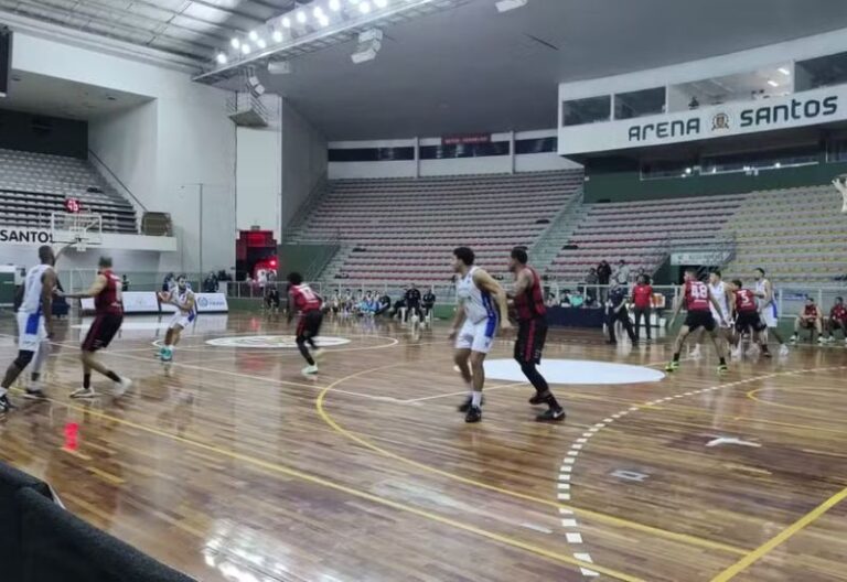 Basquete Vitoria x Santos