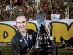 Léo Condé volta ao Barradão pela primeira vez desde saída do Vitória Leo Condé