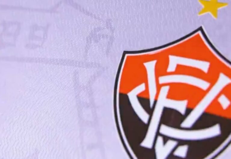 Uniforme 2 2024 Vitoria