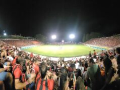 Vitória x Santos: onde assistir ao jogo da 10ª rodada do Brasileirão Barradão