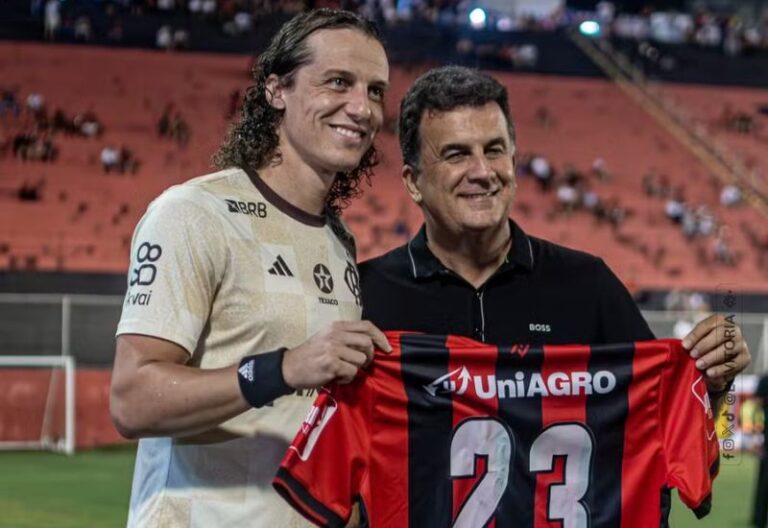 David Luiz e Fabio Mota