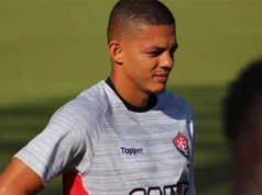 Criciúma tem jogadores que já atuaram no Vitória. Confira as escalações W.Maia