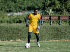 Goleiro retorna e é integrado ao elenco do Vitória Yuri Sena
