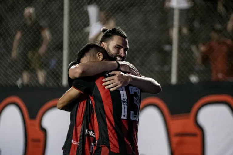 LeoGamalho e Camutanga avai