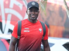 Ex-Vitória, zagueiro Kanu anuncia aposentadoria do futebol Kanu