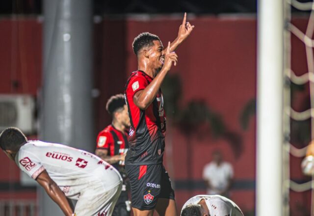 Carlinhos Carlinhos