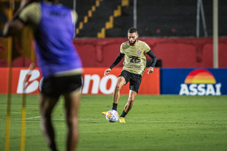 VICTOR FERREIRA 647 scaled