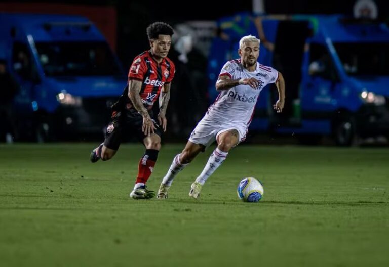 Matheuzinho e Arrascaeta