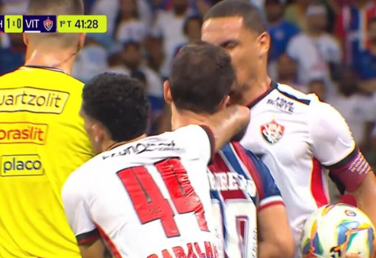 Neris e Everton Ribeiro