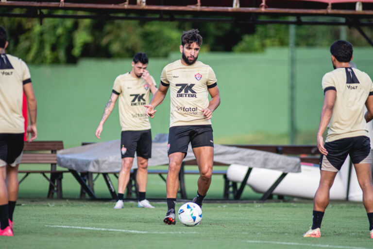 Victor Ferreira 6734