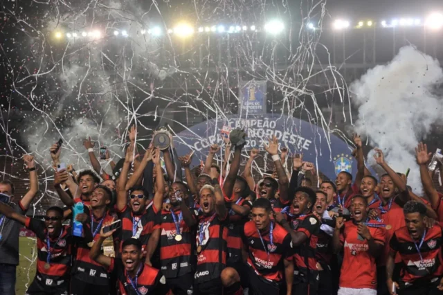 Vitória campeão da Copa do Nordeste Sub-20 Vitória campeão da Copa do Nordeste Sub-20