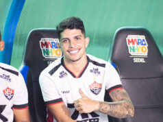 Felipe Cardoso deixa o Vitória e disputará a Série B Felipe Cardoso