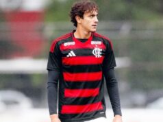 Vitória acerta contratação de volante Luis Aucélio