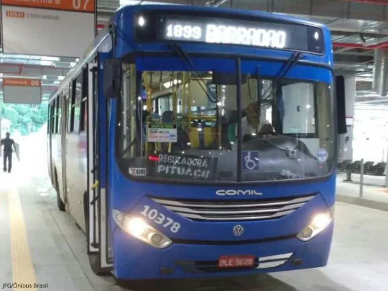 Torcida do Vitória terá transporte especial para o jogo contra o Sport no Barradão