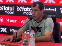 Carille confirma que Vitória busca mais um reforço: “Com isso, estarei satisfeito” Fábio Carille