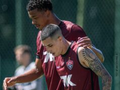 Terceira opção no ataque do Vitória faz hat-trick em treino no Barradão Carlinhos gol em treino