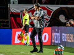 Vitória divulga programação da semana para jogo contra o Flamengo Fábio Carille