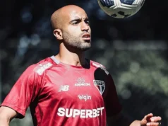 Meia do São Paulo pode retornar contra o Vitória Lucas Moura