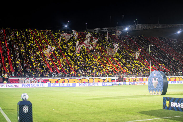 Vitória divulga nova parcial de ingressos para Vitória x Fluminense