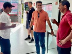 Ídolos do Vitória visitam CT Manoel Pontes Tanajura e elogiam estrutura do clube