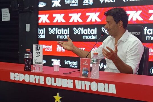 Vitória negocia retorno de Gustavo Vieira para novo setor Gustavo Vieira