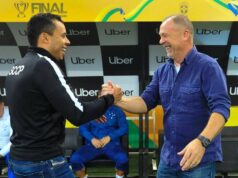 Jair Ventura está invicto há três partidas contra treinador do Grêmio