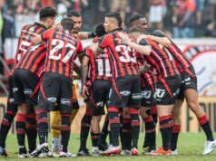 Vitória x Corinthians: onde assistir ao jogo da 30ª rodada do Brasileirão