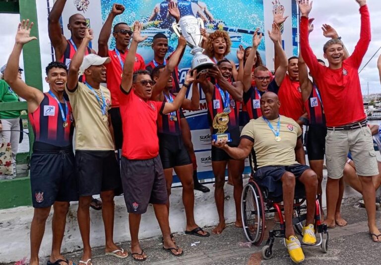 Vitória abre vantagem no Campeonato Baiano de Remo