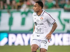 Volante retorna ao Vitória após empréstimo a time da Série C Dionisio