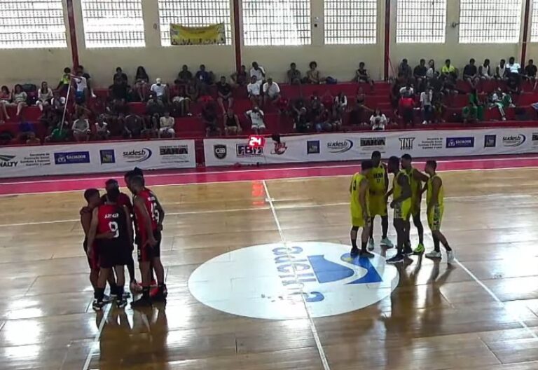 Vitória passeia na estreia do Campeonato Baiano de Basquete
