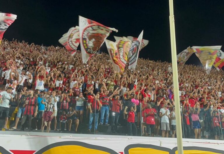 Casa cheia! Vitória atualiza parcial de ingressos para jogo contra o Flamengo