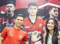 Filho de Osvaldo assina contrato com o Vitória