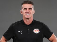 Velho conhecido do Vitória assume time que briga contra o rebaixamento