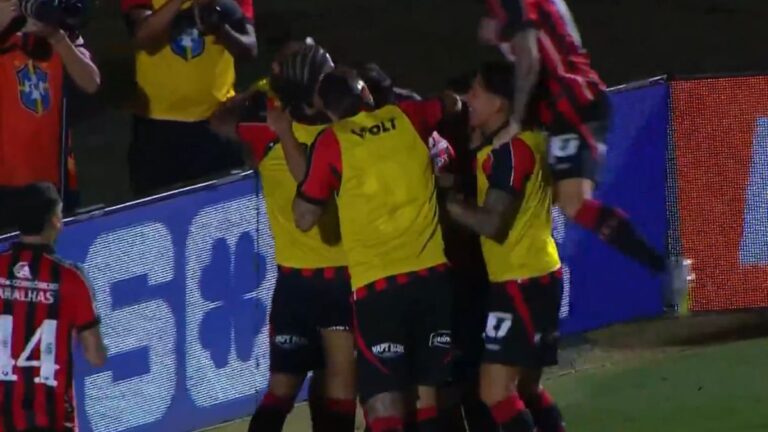 Veja os gols de Vitória 2×1 Bahia