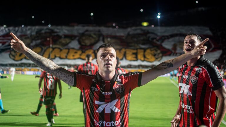 FICHA DO JOGO: Vitória 2×1 Bahia