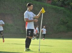 Ex-Vitória anuncia aposentadoria do futebol