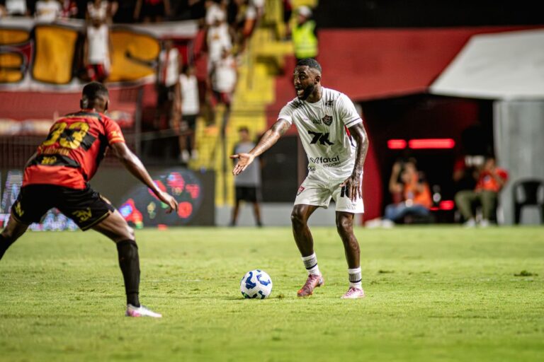 Vitória reduz risco de rebaixamento após vencer o Sport