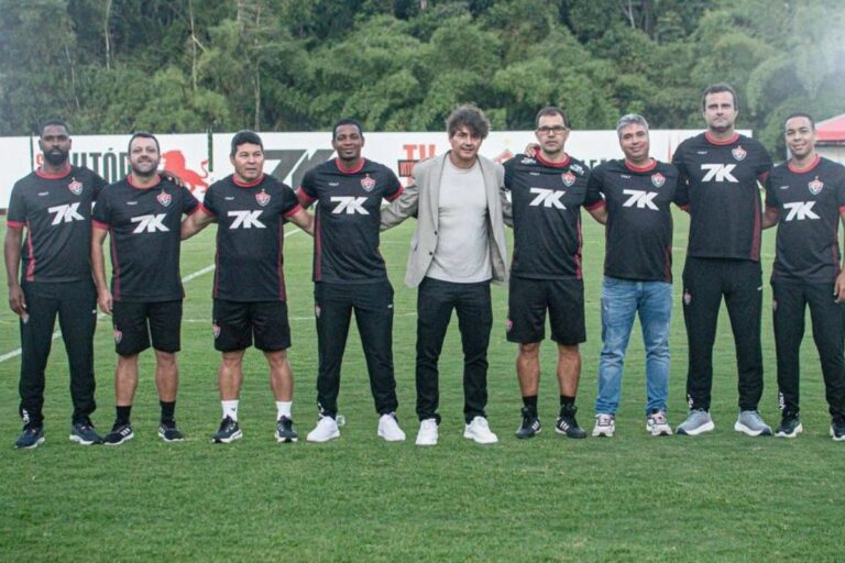 Preparador físico da Seleção Brasileira visita o CT do Vitória e elogia estrutura do clube