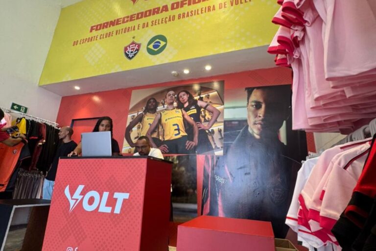 Vitória inaugura nova loja oficial