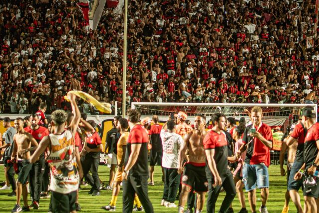 Vitória fica na Série A