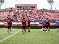 Com presença da torcida, Vitória encerra preparação para última batalha de 2025