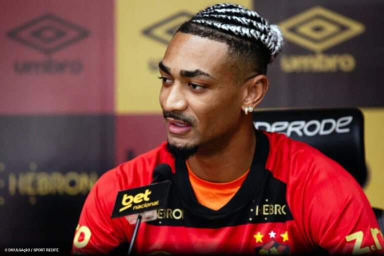 Alvo do Vitória, Derik Lacerda entra em disputa entre Coritiba e clube russo