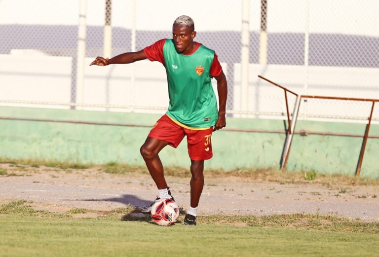 Vitória acerta com Anderson Pato e define percentuais