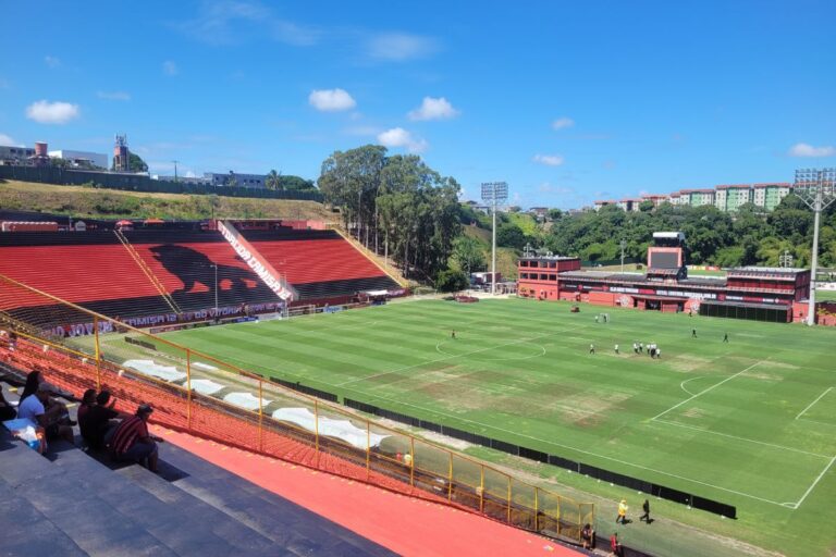Vitória x Remo: onde assistir ao jogo da 1ª rodada do Brasileirão
