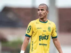 Vitória monitora meia Cristian Araújo, destaque da Copinha pelo Mirassol