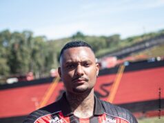 Vitória anuncia Luan Cândido e libera zagueiro para o Ba-Vi Luan Cândido