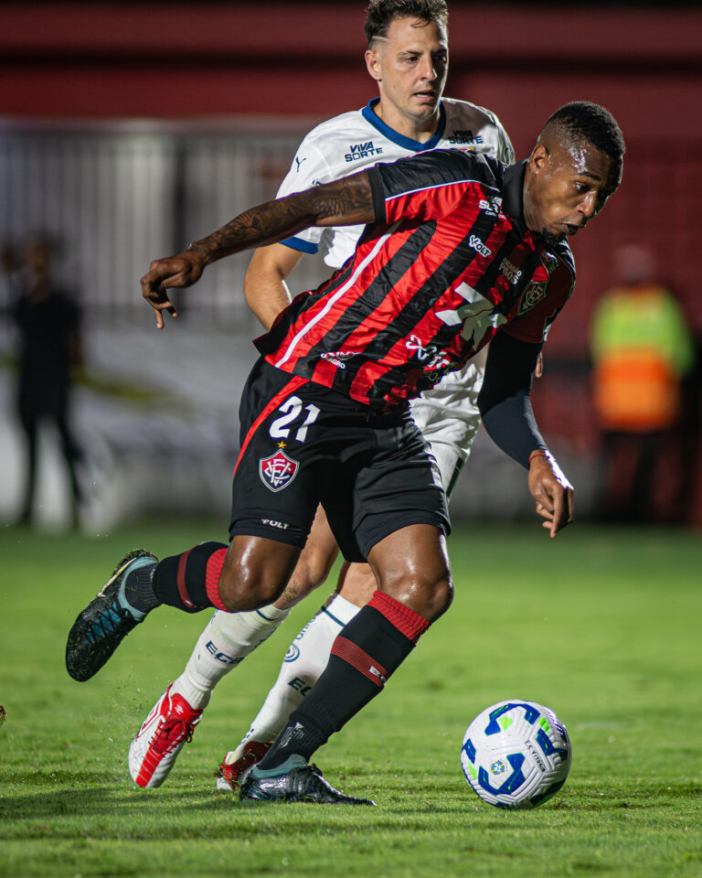 STJD marca julgamento de Dudu e do Vitória por Ba-Vi do Brasileiro de 2025